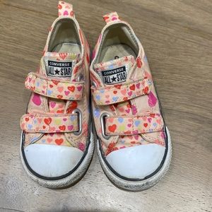 Converse Velcro Strap Heart size 7